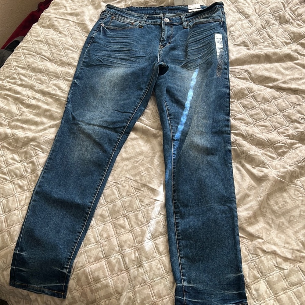 34/32